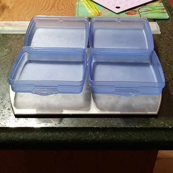 Tupperware Sandwich Containers (2) - Picture 8 of 12